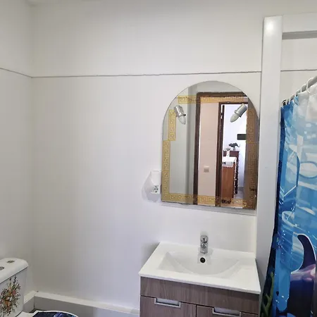 Flat Near Marina And